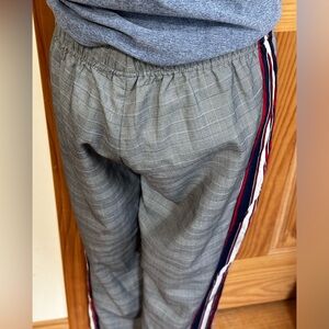 WALTER BAKER SMALL PATRICK WOMENS  GRAY PLAID STRAIGHT LEG PANT LIGHT WT  NWT